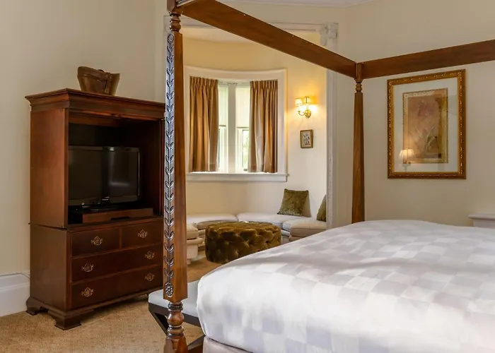 Castle Hotel & Spa - Luxury Hotel Near Nyc